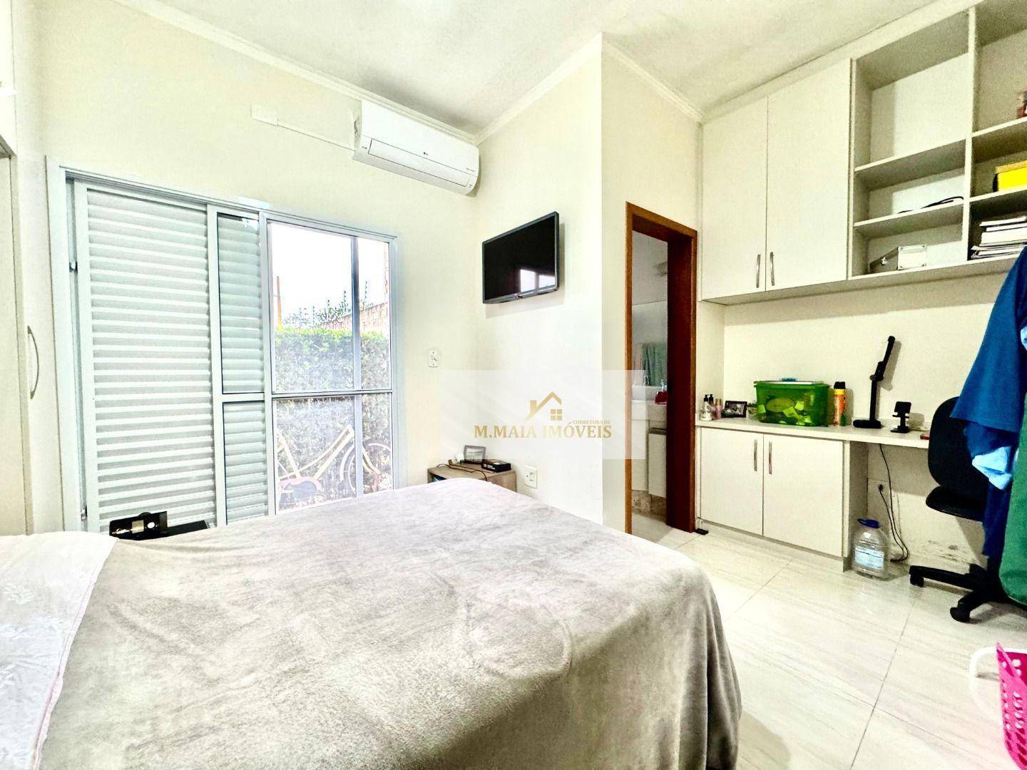 Casa em Jardim Marcia - foto 9