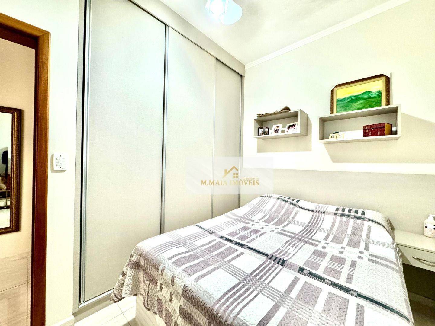 Casa em Jardim Marcia - foto 6
