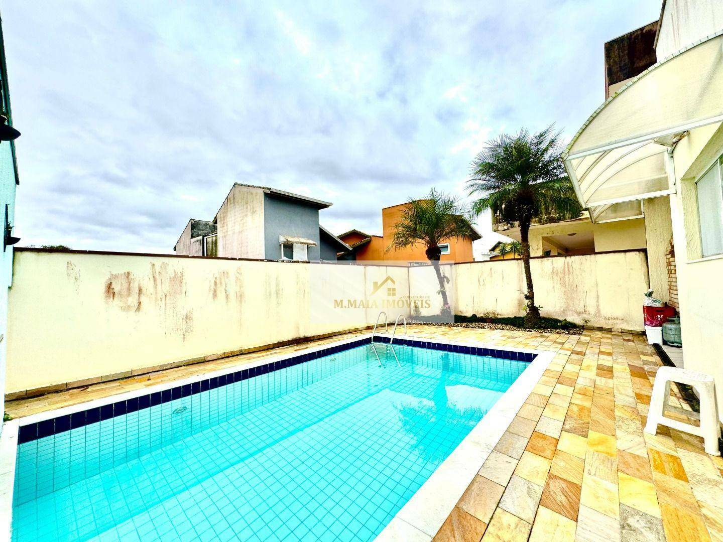 Casa em Jardim Marcia - foto 2