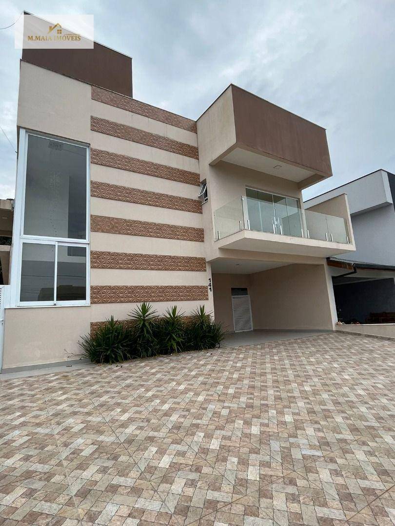 Sobrado à Venda em Bougainvillee IV, Peruíbe