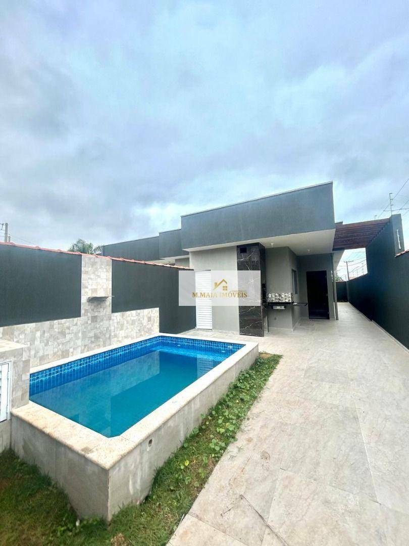 Casa à Venda em Santa Terezinha, Itanhaém